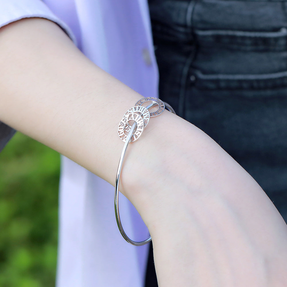 Personalized Bangle Bracelet with Round Shape Pendants