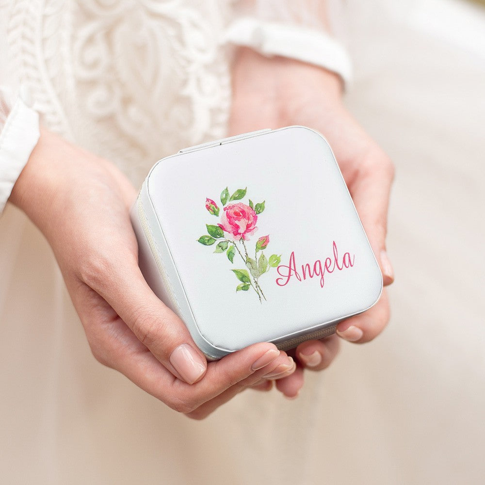 Jewelry Travel Case with Birth Flower, Custom Name White Jewelry Box for Earrings, Rings, Necklaces, Bracelet, Gifts for Bridesmaid/Girls/Mothers