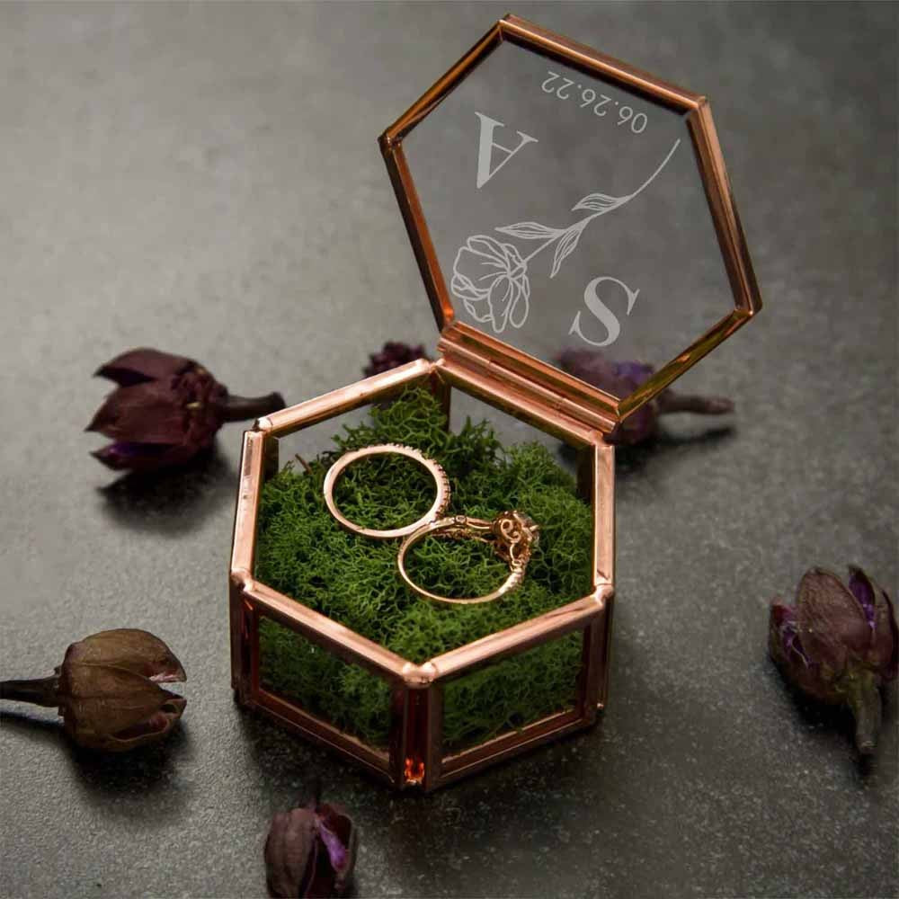 Hexagon Glass Ring Box with Moss, Names & Initials Ring Holder, Personalized Ring Box for Proposal/Wedding/Engagement