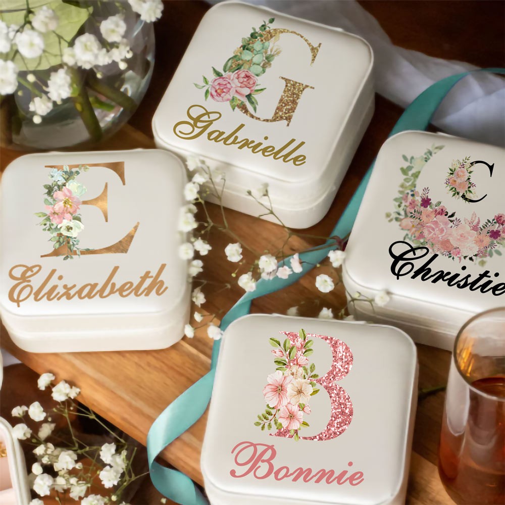 Initial & Name Jewelry Box with Flowers, Jewelry Travel Case, Portable Jewelry Box, Jewelry Organizer, Gift for Bridesmaids/Mom/Girlfriend