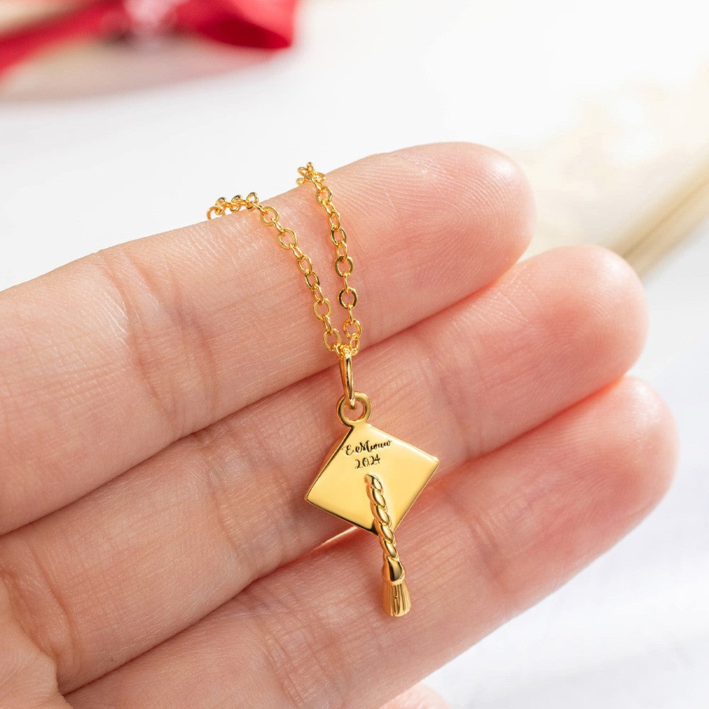 Custom Graduation Cap Charm Necklace/Bracelet, Sterling Silver 925 Mortar Board Hat Pendant, Graduation Gift for Friends/Classmates