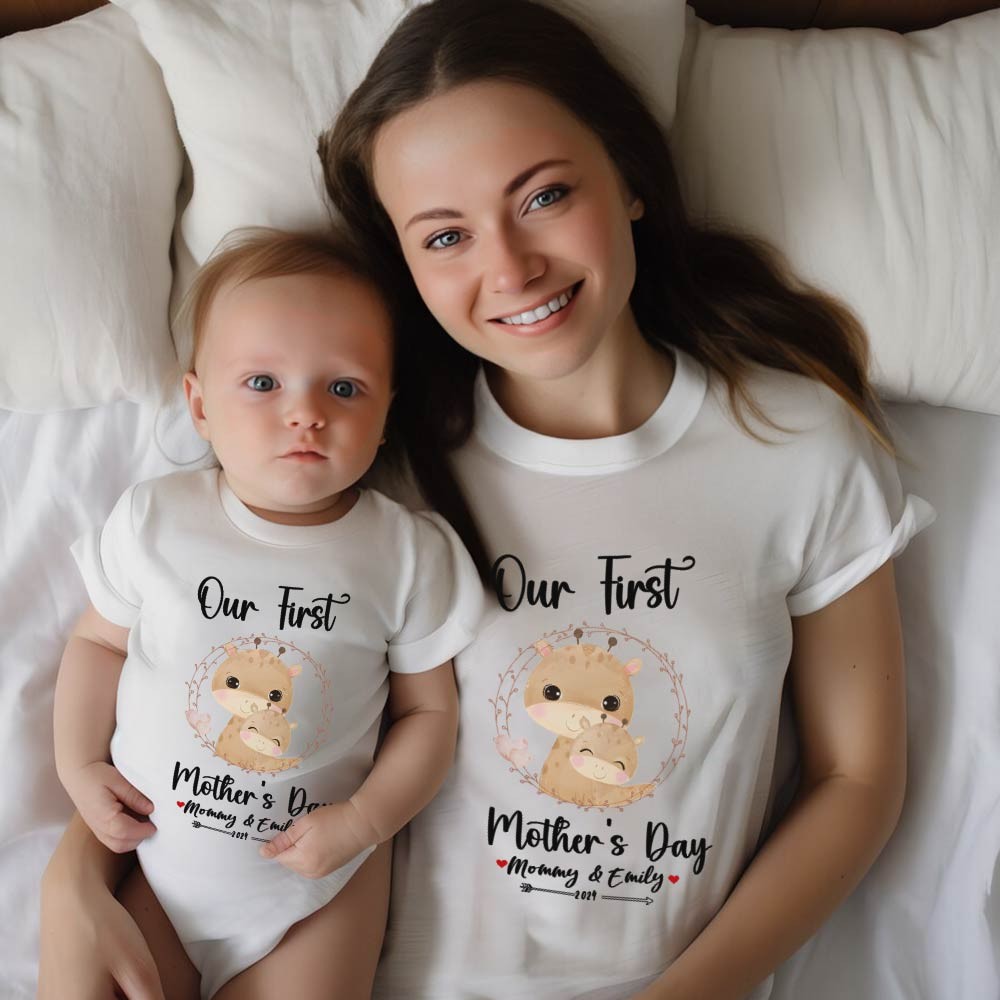 Our First Mother's Day Mom and Baby Set/Matching Shirt, Mummy and Baby Gift, Mama Baby Giraffes, T-shirt Bodysuit Romper Babygrow Vest Set, New Mom Gift, Mother's Day Gift