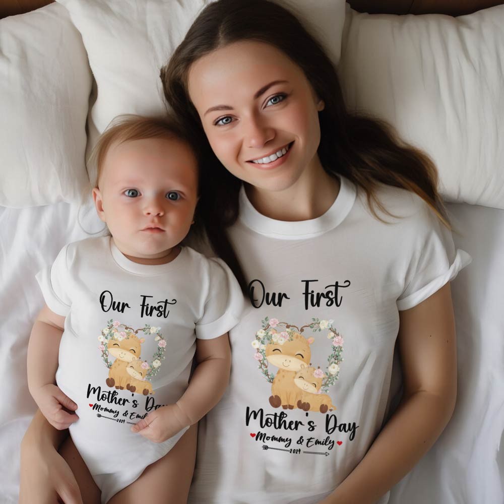 Our First Mother's Day Mom and Baby Set/Matching Shirt, Mummy and Baby Gift, Mama Baby Giraffes, T-shirt Bodysuit Romper Babygrow Vest Set, New Mom Gift, Mother's Day Gift