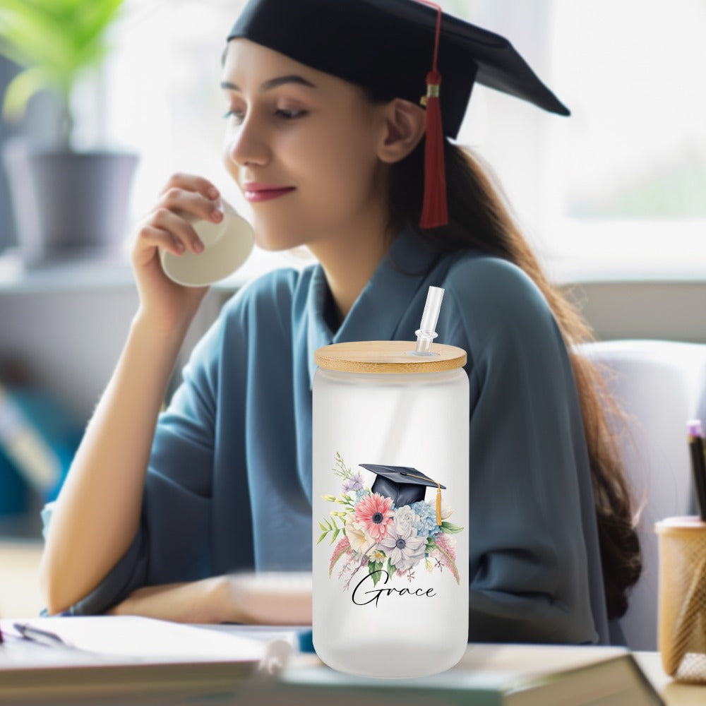 Personalized Bouquet of Flowers Graduation Cap Glass Cup, Frosted Glass Tumbler with Bamboo Lid and Straw, Graduation Gift for Graduates/Classmates