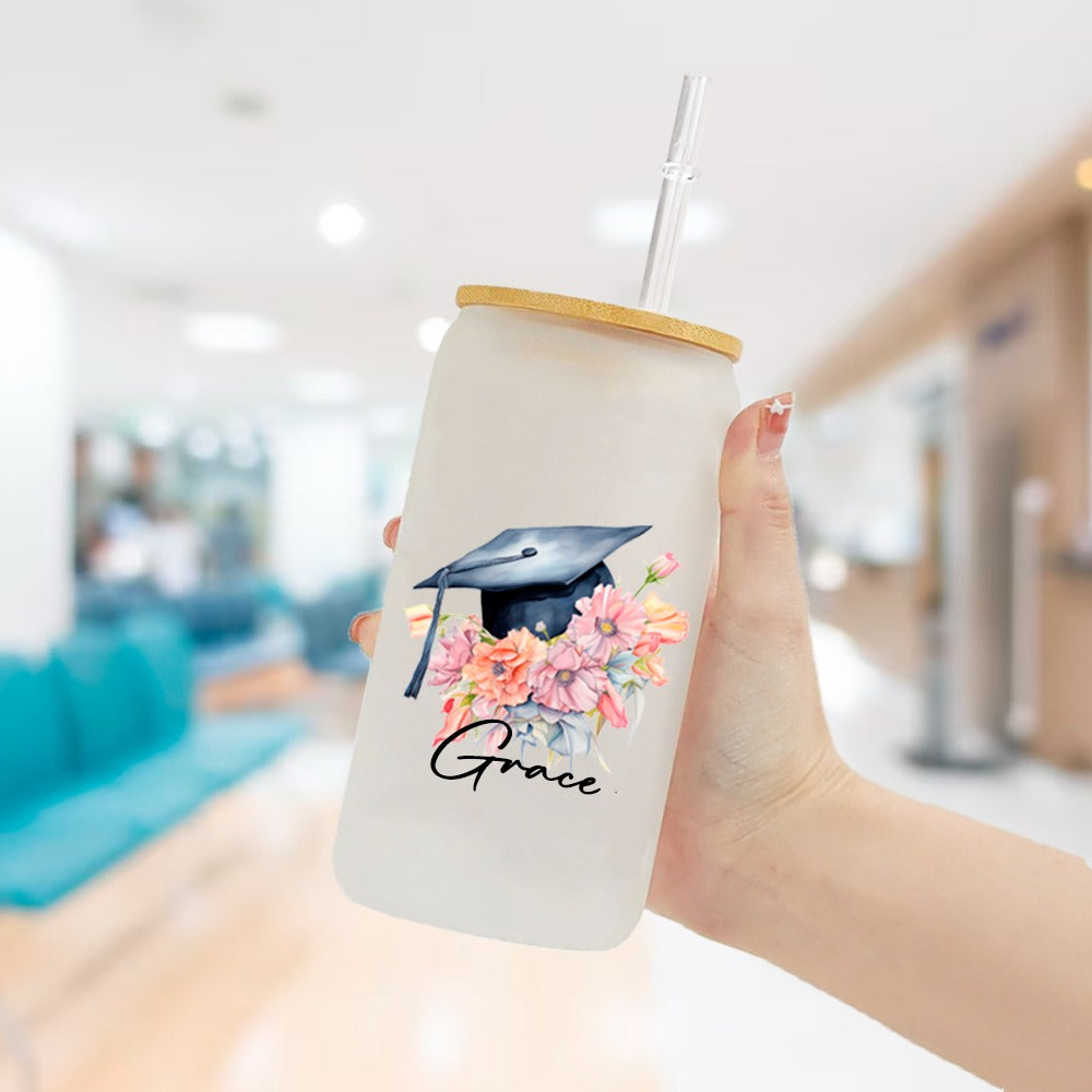 Personalized Bouquet of Flowers Graduation Cap Glass Cup, Frosted Glass Tumbler with Bamboo Lid and Straw, Graduation Gift for Graduates/Classmates