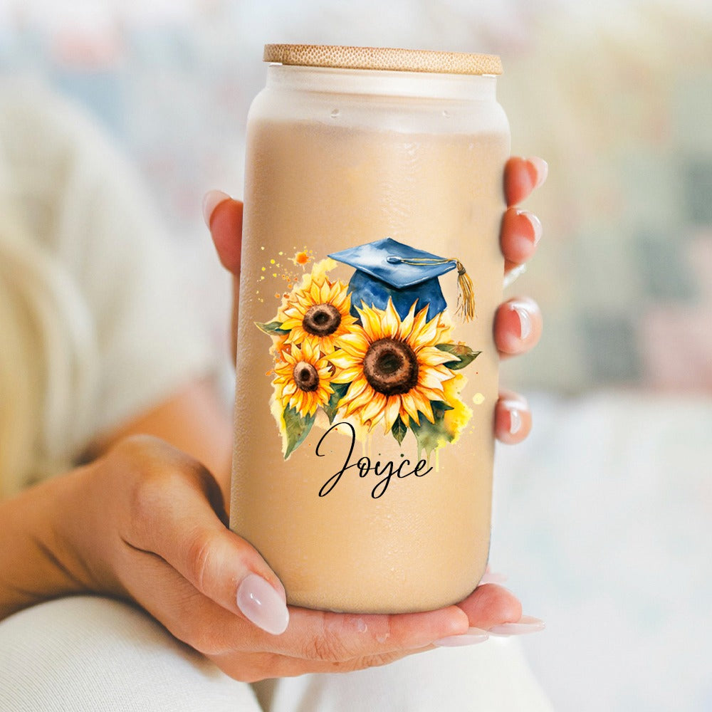 Personalized Bouquet of Flowers Graduation Cap Glass Cup, Frosted Glass Tumbler with Bamboo Lid and Straw, Graduation Gift for Graduates/Classmates