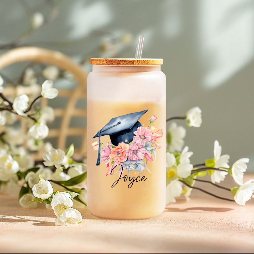 Personalized Bouquet of Flowers Graduation Cap Glass Cup, Frosted Glass Tumbler with Bamboo Lid and Straw, Graduation Gift for Graduates/Classmates