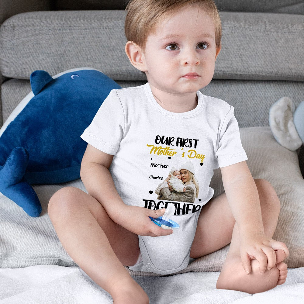 Personalized Name & Photo Our First Mother's Day Parent-Child Matching Shirts, 100% Cotton Mom T-Shirt & Baby Bodysuit Set, Gift for Newborns/New Mom