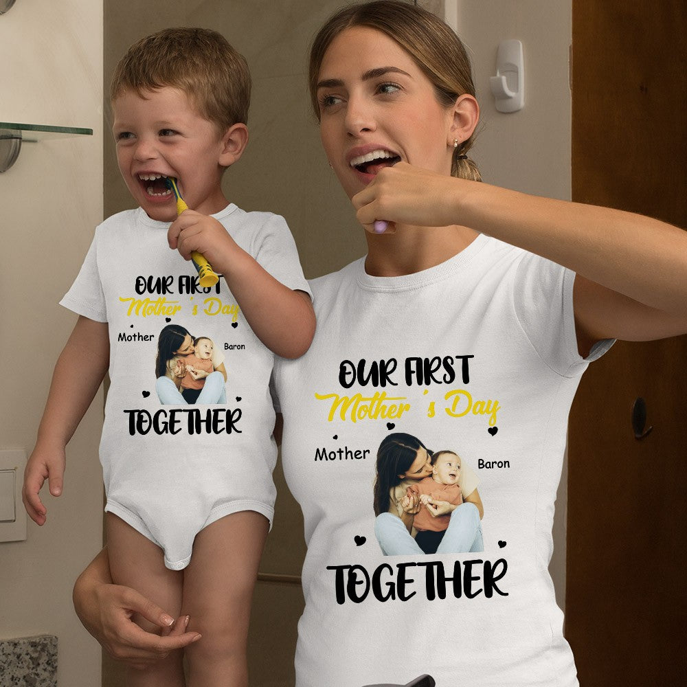 Personalized Name & Photo Our First Mother's Day Parent-Child Matching Shirts, 100% Cotton Mom T-Shirt & Baby Bodysuit Set, Gift for Newborns/New Mom