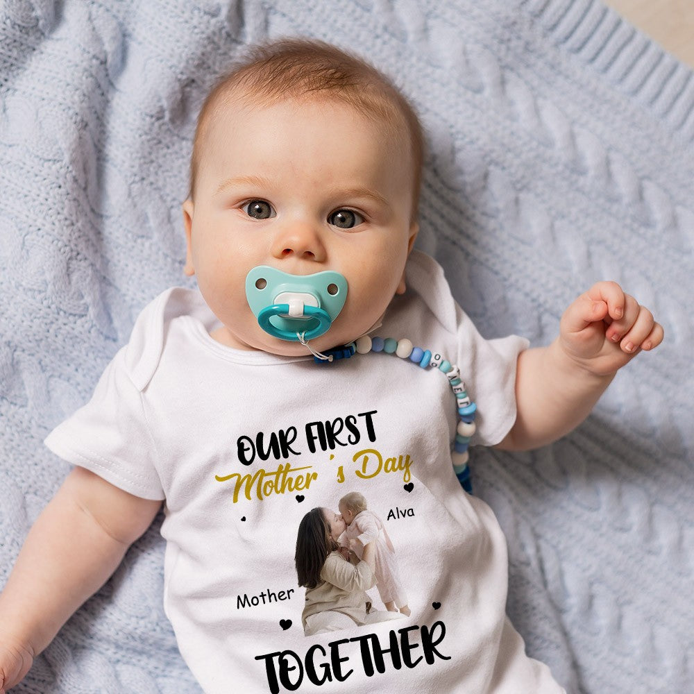 Personalized Name & Photo Our First Mother's Day Parent-Child Matching Shirts, 100% Cotton Mom T-Shirt & Baby Bodysuit Set, Gift for Newborns/New Mom
