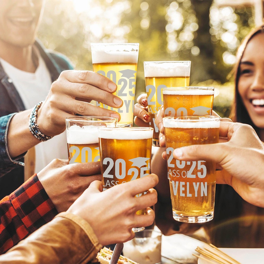Personalized Name Graduation 16oz Beer Mug with Handle/Beer Pint Glass, Class of 2025 Graduation Keepsake, Graduation Gift for Family/Friends/Students
