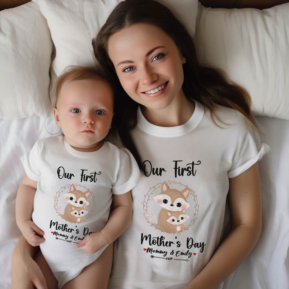 Our First Mother's Day Mom and Baby Set/Matching Shirt, Mummy and Baby Gift, Mama Baby Foxes, T-shirt Bodysuit Romper Babygrow Vest Set, New Mom Gift, Mother's Day Gift